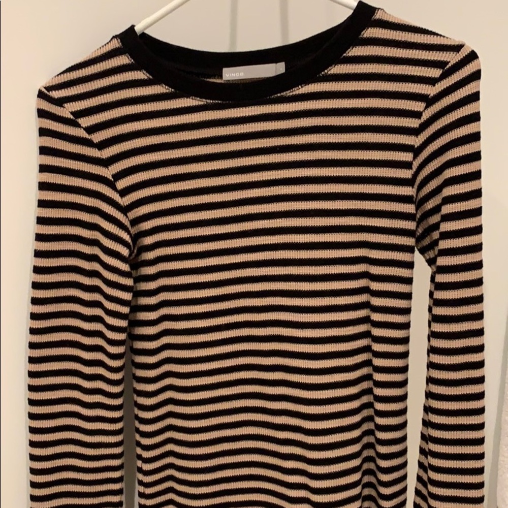 Vince thermal top